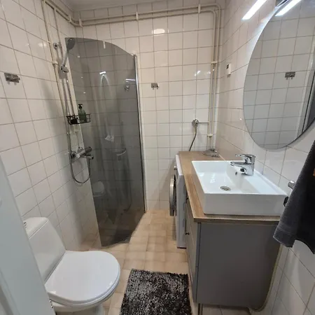 Daire Laadukas Asunto Ydinkeskustasta Omalla Autopaikalla Joensuu