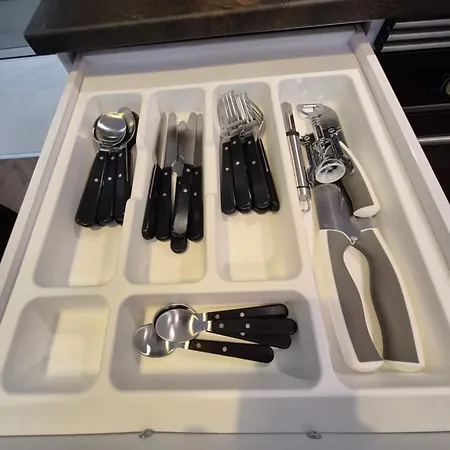 Daire Laadukas Asunto Ydinkeskustasta Omalla Autopaikalla